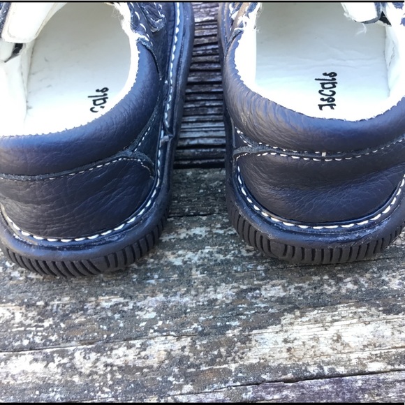 Little Rascals Boys Toddler Size 4 Navy Leather - Picture 3 of 7